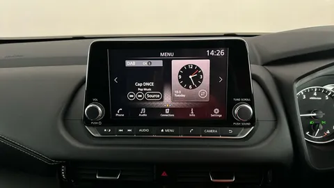 Nissan Qashqai 1.3 DiG-T MH Acenta Premium