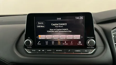 Nissan Qashqai 1.3 DiG-T MH Acenta Premium