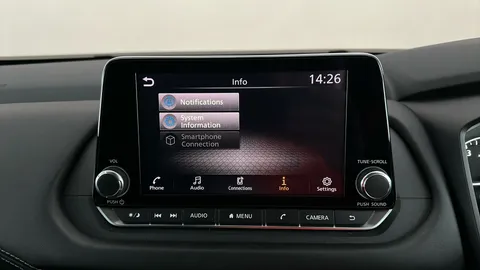 Nissan Qashqai 1.3 DiG-T MH Acenta Premium