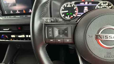 Nissan Qashqai 1.3 DiG-T MH Acenta Premium