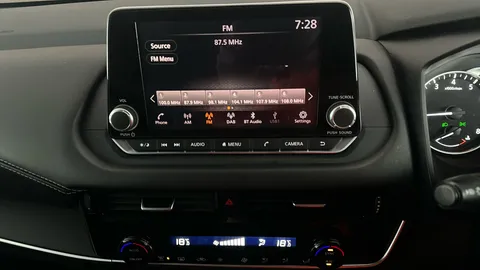 Nissan Qashqai 1.3 DiG-T MH Acenta Premium 5dr