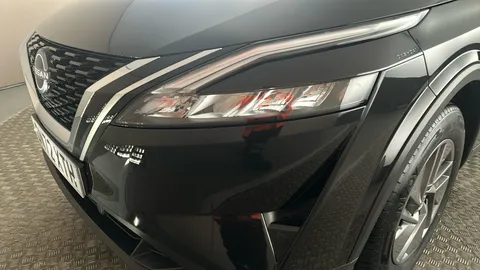 Nissan Qashqai 1.3 DiG-T MH Acenta Premium 5dr