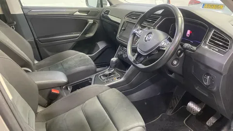 Volkswagen Tiguan 2.0 BiTDi 240 4Motion SEL 5dr DSG