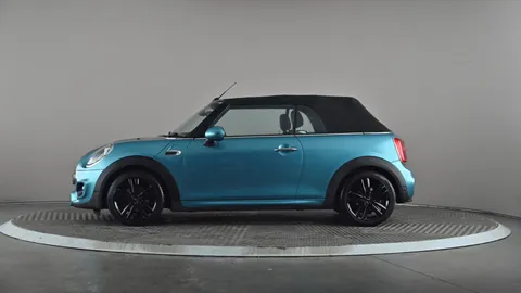 MINI CONVERTIBLE 1.5 Cooper [JCWSport Pack]