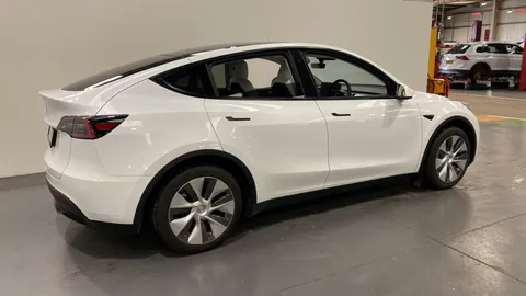 Tesla                     Model Y RWD 5dr Auto