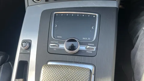 Audi Q5 2.0 TDI Quattro S Line S Tronic [Tech Pack]