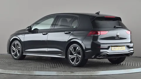 VOLKSWAGEN GOLF 1.5 TSI R-Line