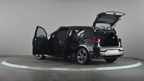 VOLKSWAGEN GOLF 1.5 TSI R-Line