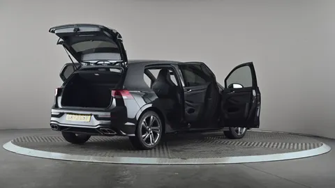 VOLKSWAGEN GOLF 1.5 TSI R-Line