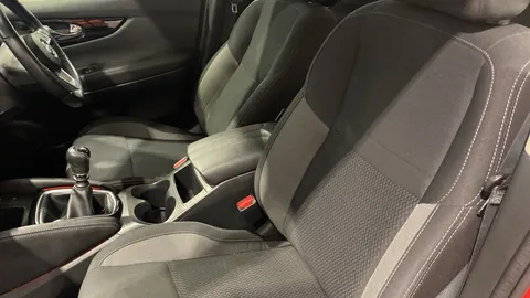 Nissan Qashqai 1.3 DiG-T Acenta Premium