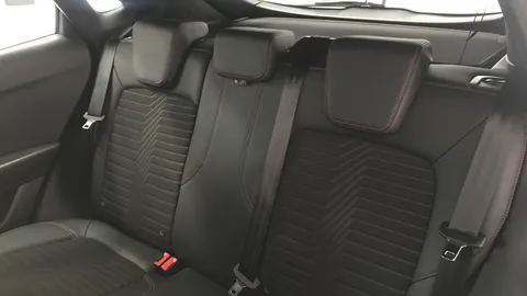 FORD PUMA 1.0 EcoBoost Hybrid mHEV ST-Line X