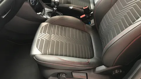 FORD PUMA 1.0 EcoBoost Hybrid mHEV ST-Line X