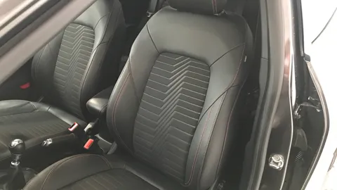 FORD PUMA 1.0 EcoBoost Hybrid mHEV ST-Line X