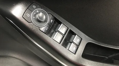 FORD PUMA 1.0 EcoBoost Hybrid mHEV ST-Line X