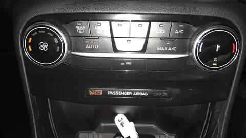 FORD PUMA 1.0 EcoBoost Hybrid mHEV ST-Line X