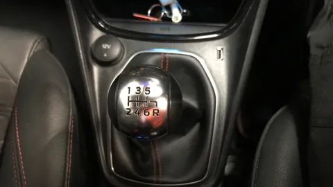 FORD PUMA 1.0 EcoBoost Hybrid mHEV ST-Line X