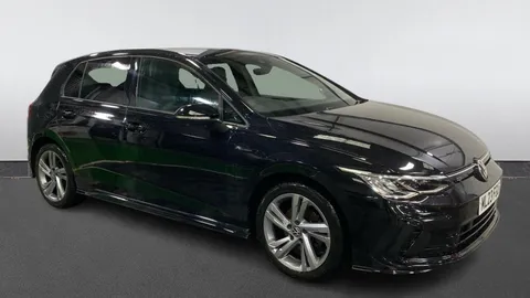 VOLKSWAGEN GOLF 1.5 TSI R-Line