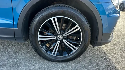 VOLKSWAGEN TIGUAN 2.0 TDi 150 4Motion SE Nav DSG