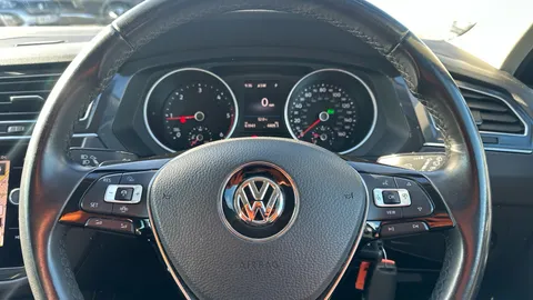 VOLKSWAGEN TIGUAN 2.0 TDi 150 4Motion SE Nav DSG