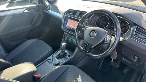 VOLKSWAGEN TIGUAN 2.0 TDi 150 4Motion SE Nav DSG