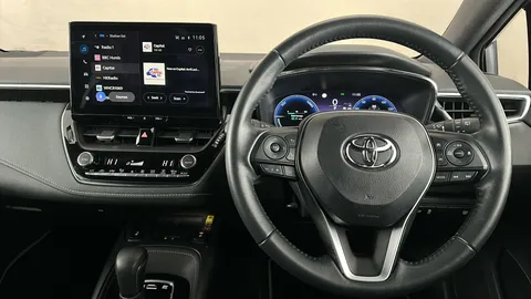 TOYOTA COROLLA 1.8 Hybrid Design CVT
