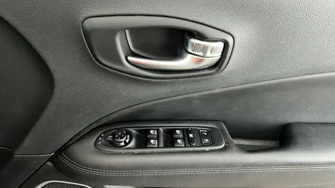 JEEP COMPASS 1.4 Multiair 140 Night Eagle [2WD]