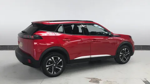 PEUGEOT 2008 1.2 PureTech 130 Allure