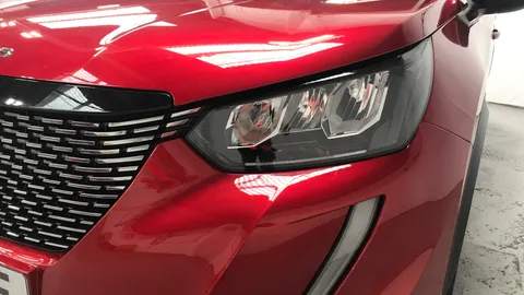 PEUGEOT 2008 1.2 PureTech 130 Allure