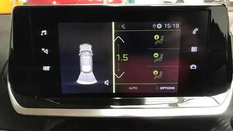 PEUGEOT 2008 1.2 PureTech 130 Allure