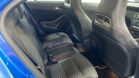 MERCEDES-BENZ A CLASS A180d AMG Line Auto