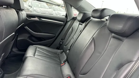 AUDI A3 30 TDI 116 Sport