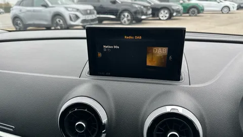 AUDI A3 30 TDI 116 Sport