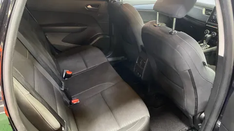 RENAULT ARKANA 1.6 E-TECH Hybrid 145 Iconic Auto