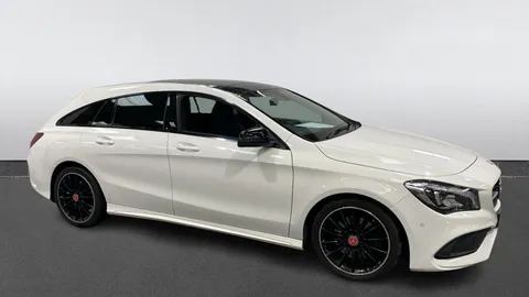 MERCEDES-BENZ CLA CLA 220d AMG Line Night Edition Tip Auto
