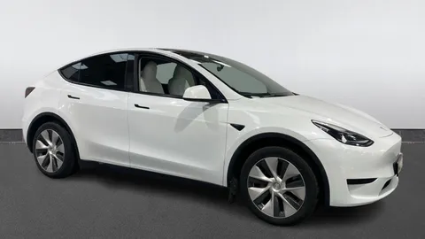 TESLA MODEL Y RWD Auto