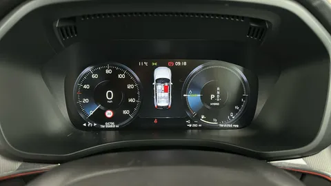 VOLVO XC60 2.0 T8 [390] Hybrid R DESIGN AWD Geartronic