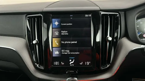 VOLVO XC60 2.0 T8 [390] Hybrid R DESIGN AWD Geartronic