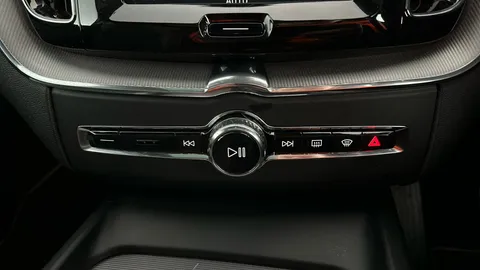 VOLVO XC60 2.0 T8 [390] Hybrid R DESIGN AWD Geartronic