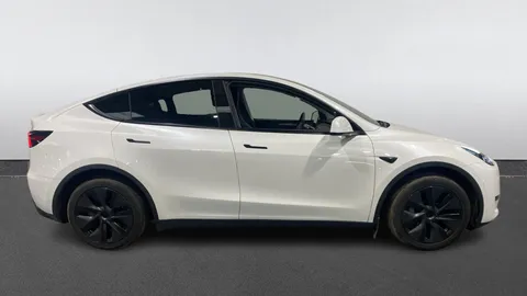 TESLA MODEL Y Long Range RWD Auto