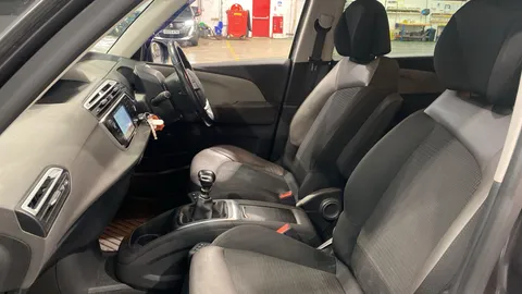 Citroën Grand C4 Spacetourer 1.5 BlueHDi 130 Feel Plus [7 Seats]