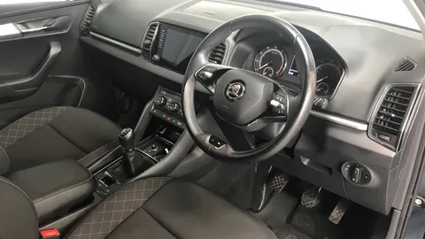 SKODA KAROQ 1.0 TSI 110 SE Technology