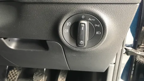 SKODA KAROQ 1.0 TSI 110 SE Technology