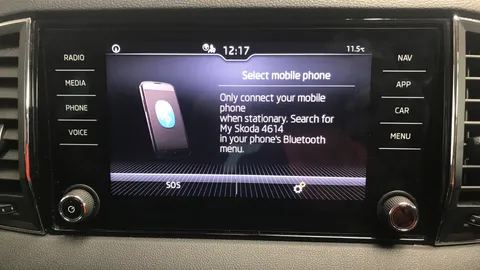 SKODA KAROQ 1.0 TSI 110 SE Technology