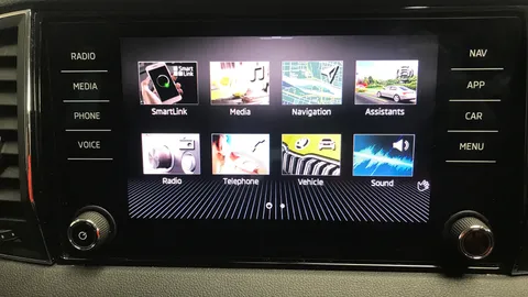 SKODA KAROQ 1.0 TSI 110 SE Technology