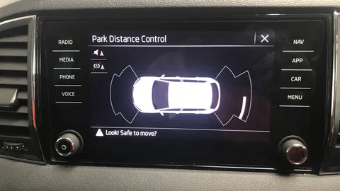 SKODA KAROQ 1.0 TSI 110 SE Technology