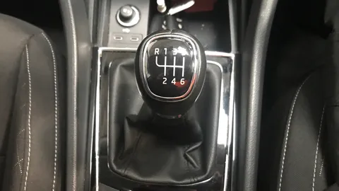 SKODA KAROQ 1.0 TSI 110 SE Technology