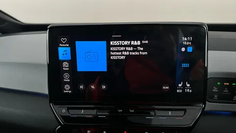 VOLKSWAGEN ID.3 150kW Family Pro Performance 58kWh Auto