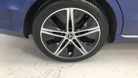 MERCEDES-BENZ C CLASS C220d Sport 9G-Tronic