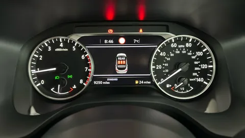 NISSAN QASHQAI 1.3 DiG-T MH Acenta Premium