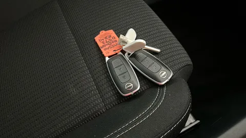 NISSAN QASHQAI 1.3 DiG-T MH Acenta Premium